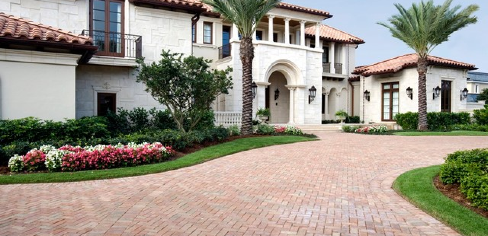 Cutting-Edge Construction with Old-World Style